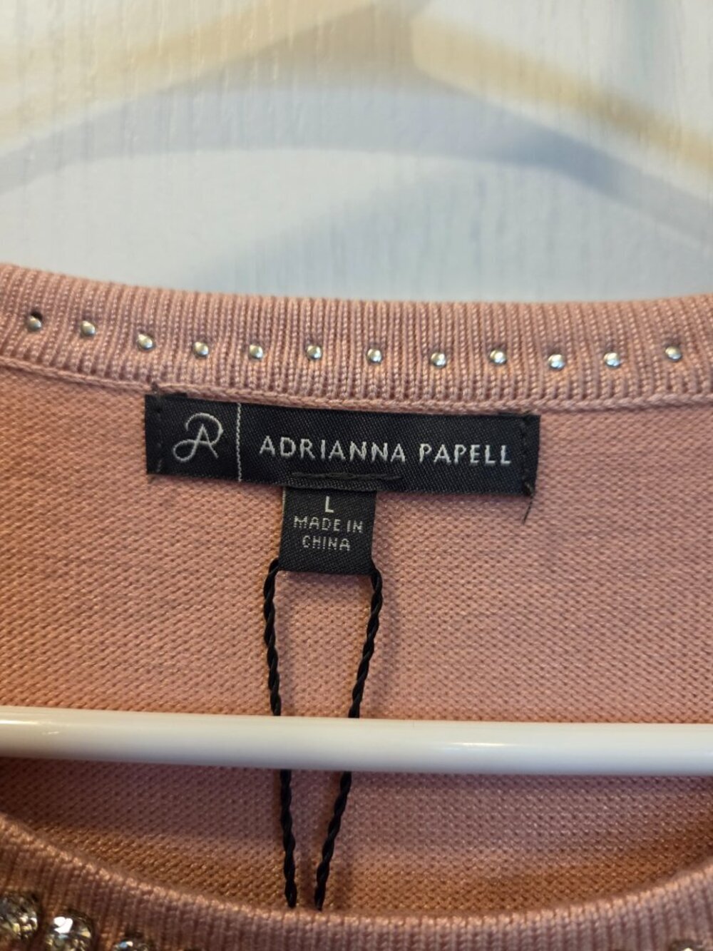 Adrianna Papell NWT Misty Rose Rhinestone Scalloped Cropped Sweater Large - Picture 7 of 10